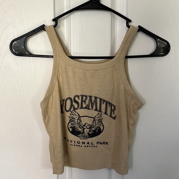 New without tag princess Polly beige Yosemite tank top - Picture 6 of 7